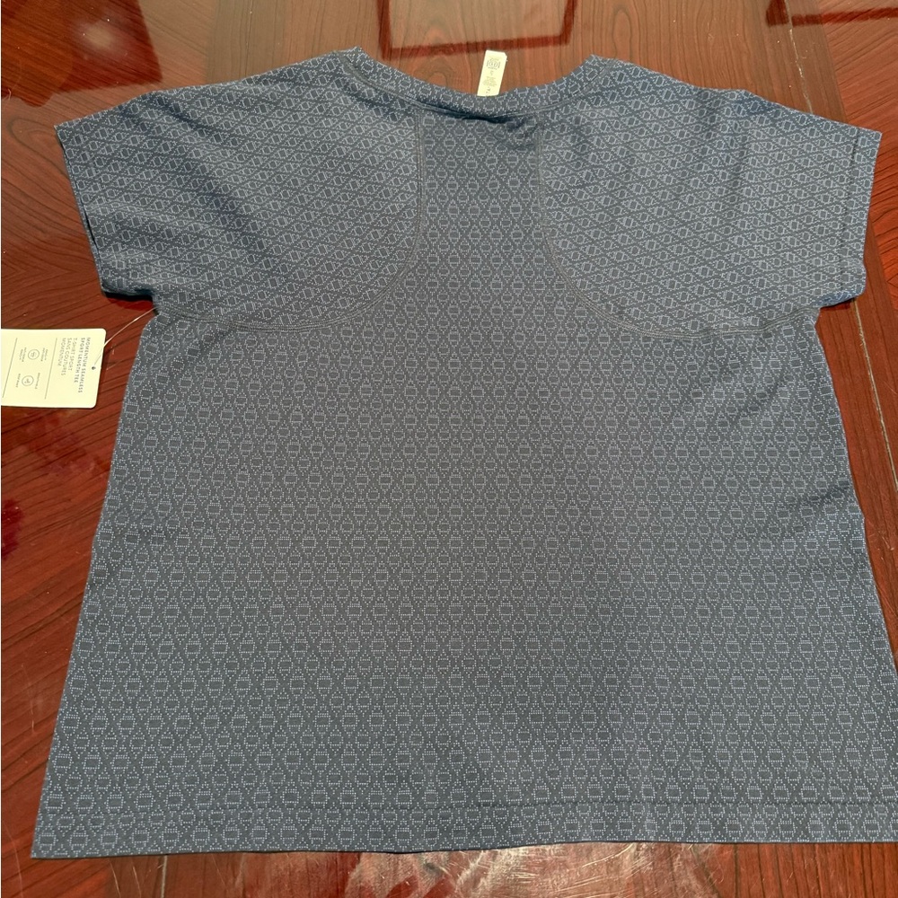 Athleta Short Sleeve Top xl - Picture 3 of 6